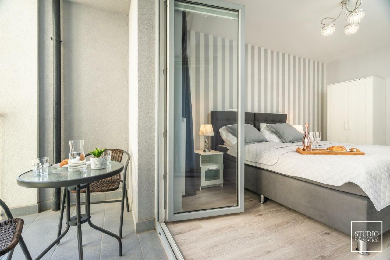 Exclusive Vermelo Apartment Krakow Ngoại thất bức ảnh